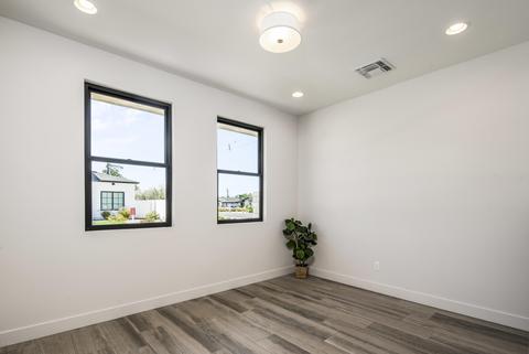 4002 E Campus Dr, Phoenix, AZ 85018 photo 6