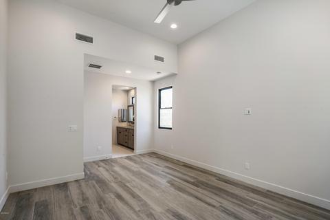 4002 E Campus Dr, Phoenix, AZ 85018 photo 20