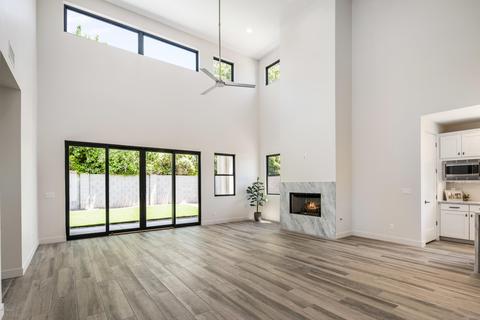 4002 E Campus Dr, Phoenix, AZ 85018 photo 7