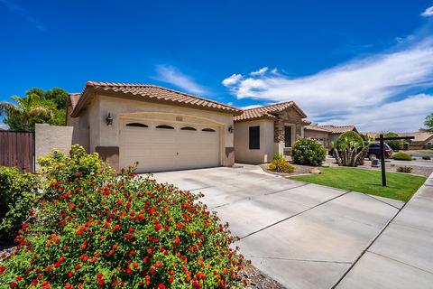 2284 E Iris Ct, Chandler, AZ 85286 photo 4