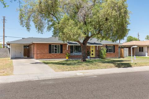 3634 E Piccadilly Rd, Phoenix, AZ 85018 photo 1