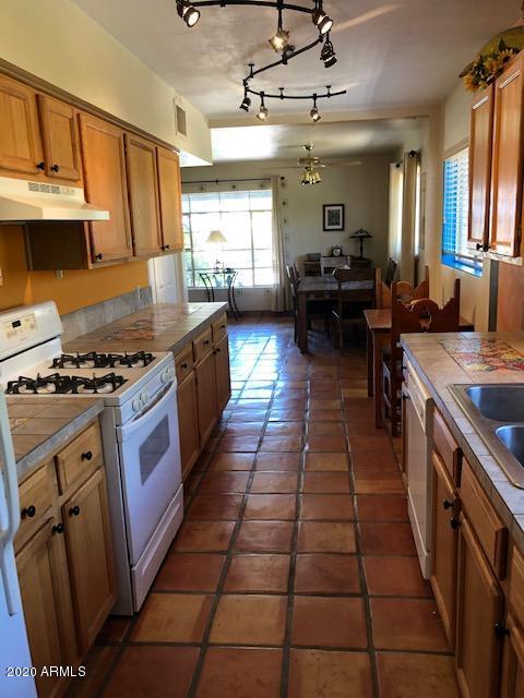 1534 E Hatcher Rd, Phoenix, AZ 85020 photo 9