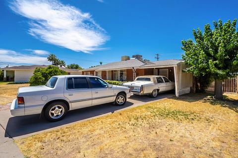 4033 E Glenrosa Ave, Phoenix, AZ 85018 photo 3