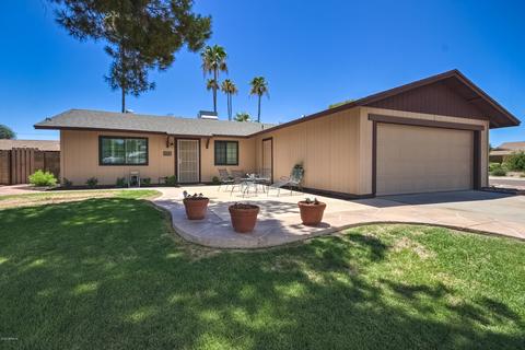 505 E Lodge Dr, Tempe, AZ 85283 photo 1