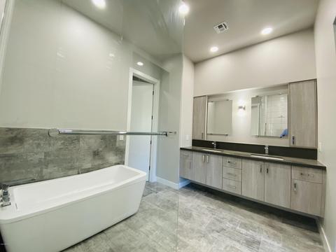 2645 E Osborn Rd #2, Phoenix, AZ 85016 photo 12
