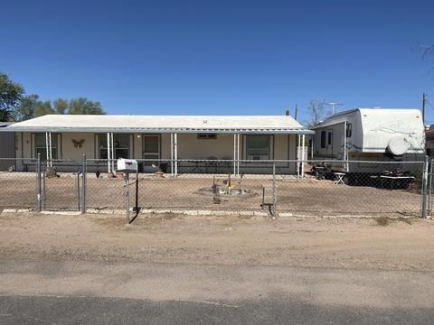 1216 S Lawson Dr, Apache Junction, AZ 85120 photo 2