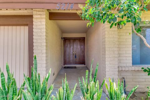 5214 E Saguaro Cir, Phoenix, AZ 85044 photo 7