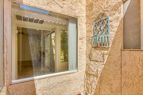 5214 E Saguaro Cir, Phoenix, AZ 85044 photo 27