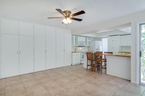 5214 E Saguaro Cir, Phoenix, AZ 85044 photo 13