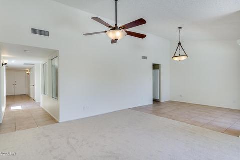 5214 E Saguaro Cir, Phoenix, AZ 85044 photo 8