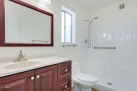 5214 E Saguaro Cir, Phoenix, AZ 85044 photo 31