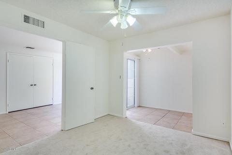 5214 E Saguaro Cir, Phoenix, AZ 85044 photo 24