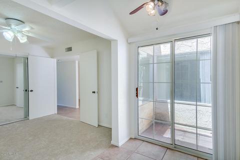 5214 E Saguaro Cir, Phoenix, AZ 85044 photo 25