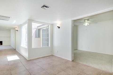5214 E Saguaro Cir, Phoenix, AZ 85044 photo 21