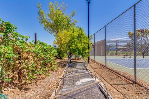 5214 E Saguaro Cir, Phoenix, AZ 85044 photo 57