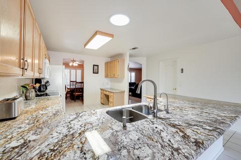 6545 E Melrose St, Mesa, AZ 85215 photo 9