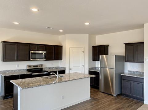 5839 E Helios Dr, Florence, AZ 85132 photo 3