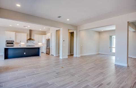 3324 E Robin Ln, Phoenix, AZ 85050 photo 6