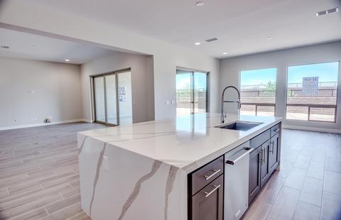 3324 E Robin Ln, Phoenix, AZ 85050 photo 12