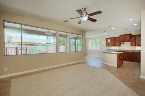 474 E Mary Ln, Gilbert, AZ 85295 photo 5