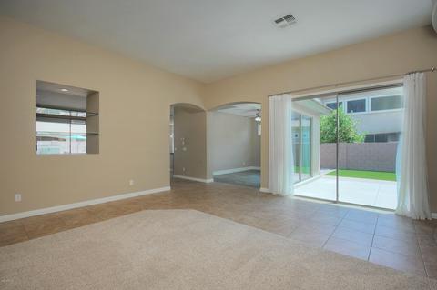 474 E Mary Ln, Gilbert, AZ 85295 photo 3