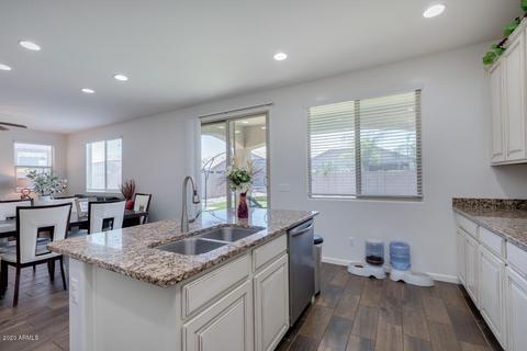 3911 E Narrowleaf Dr, Gilbert, AZ 85298 photo 13