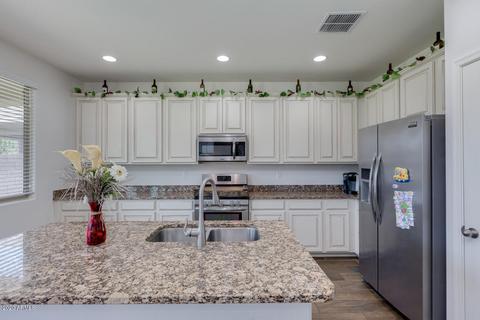 3911 E Narrowleaf Dr, Gilbert, AZ 85298 photo 10