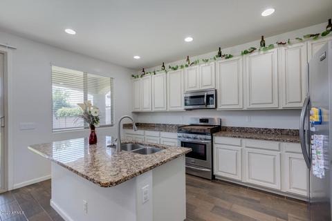 3911 E Narrowleaf Dr, Gilbert, AZ 85298 photo 11