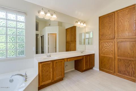 2920 E Millbrae Ln, Gilbert, AZ 85234 photo 40