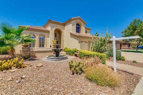 2920 E Millbrae Ln, Gilbert, AZ 85234 photo 2
