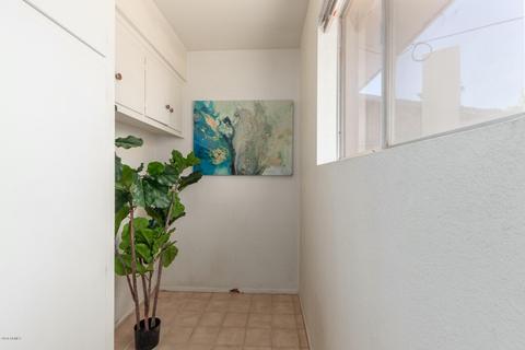 3976 E Becker Ln, Phoenix, AZ 85028 photo 9