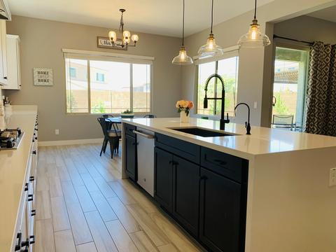 22018 N 33rd Pl, Phoenix, AZ 85050 photo 3