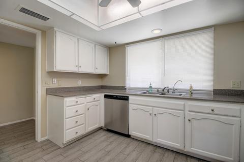 106 Leisure World --, Mesa, AZ 85206 photo 11