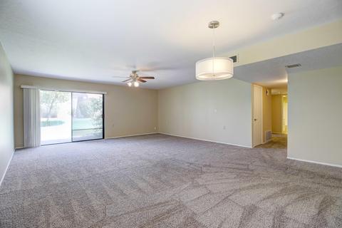 106 Leisure World --, Mesa, AZ 85206 photo 7
