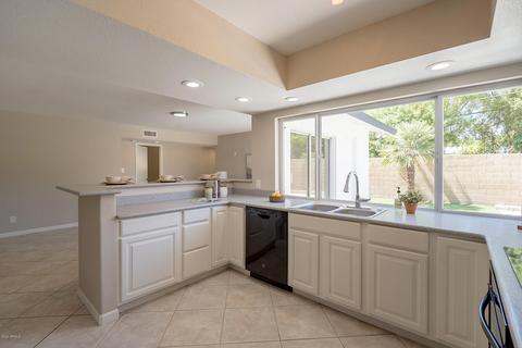 210 W Seldon Ln, Phoenix, AZ 85021 photo 17