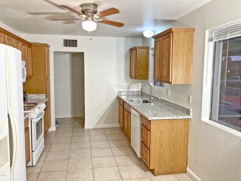 9033 N 18th Ave, Phoenix, AZ 85021 photo 13