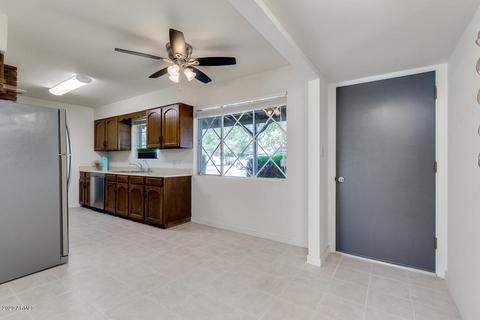 3128 N 41st Pl, Phoenix, AZ 85018 photo 10