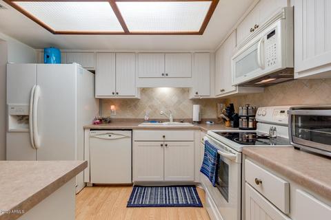 8231 N 21st Dr #E206, Phoenix, AZ 85021 photo 10