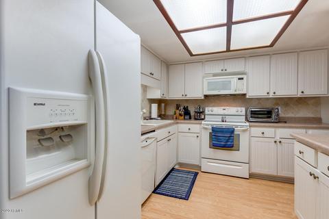 8231 N 21st Dr #E206, Phoenix, AZ 85021 photo 7