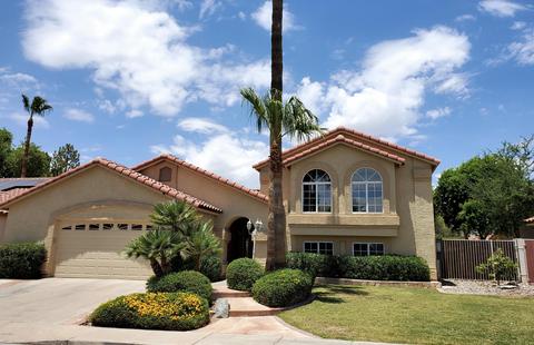 4132 E Keresan St, Phoenix, AZ 85044 photo 1