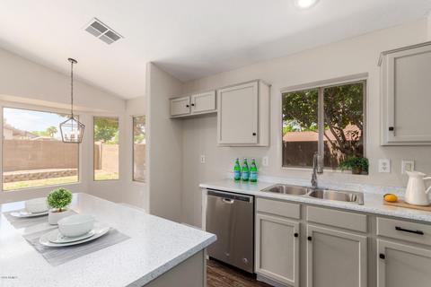 1097 E Orchid Ln, Gilbert, AZ 85296 photo 15
