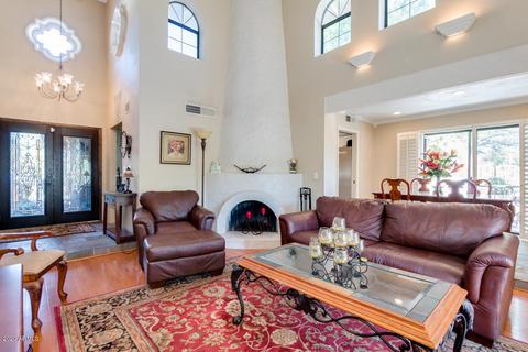 917 E Becker Ln, Phoenix, AZ 85020 photo 5