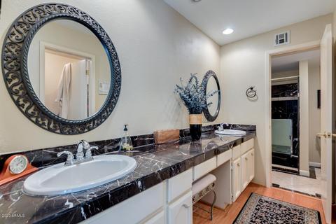 917 E Becker Ln, Phoenix, AZ 85020 photo 17