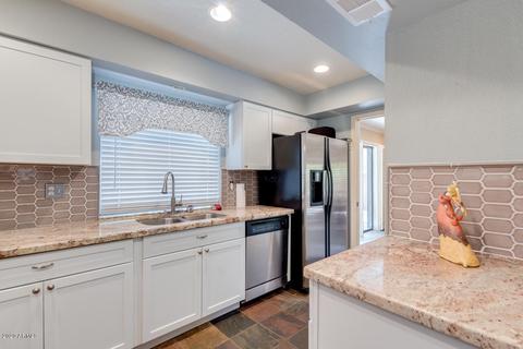 917 E Becker Ln, Phoenix, AZ 85020 photo 12