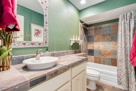 917 E Becker Ln, Phoenix, AZ 85020 photo 19