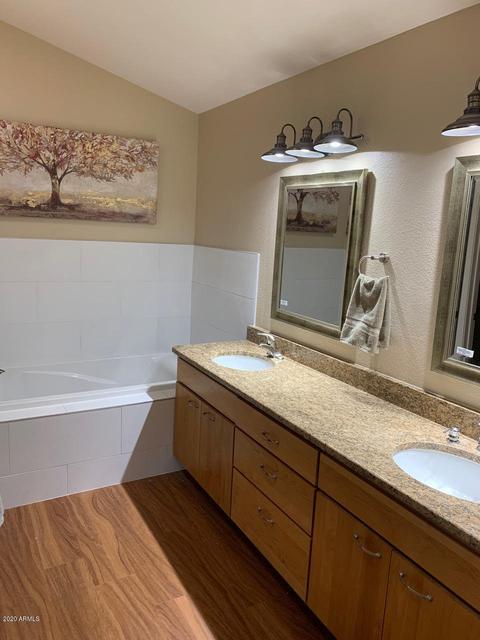 4114 E Becker Ln, Phoenix, AZ 85028 photo 10