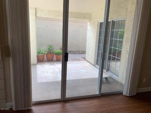 4114 E Becker Ln, Phoenix, AZ 85028 photo 9