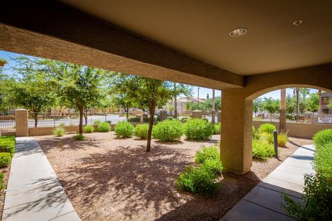 240 W Juniper Ave #1002, Gilbert, AZ 85233 photo 2