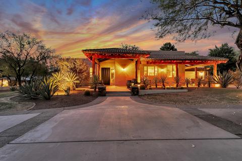 4550 E Arlington Rd, Phoenix, AZ 85018 photo 2