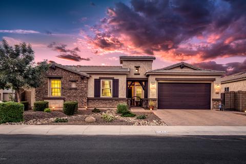 852 E Parkview Dr, Gilbert, AZ 85295 photo 1